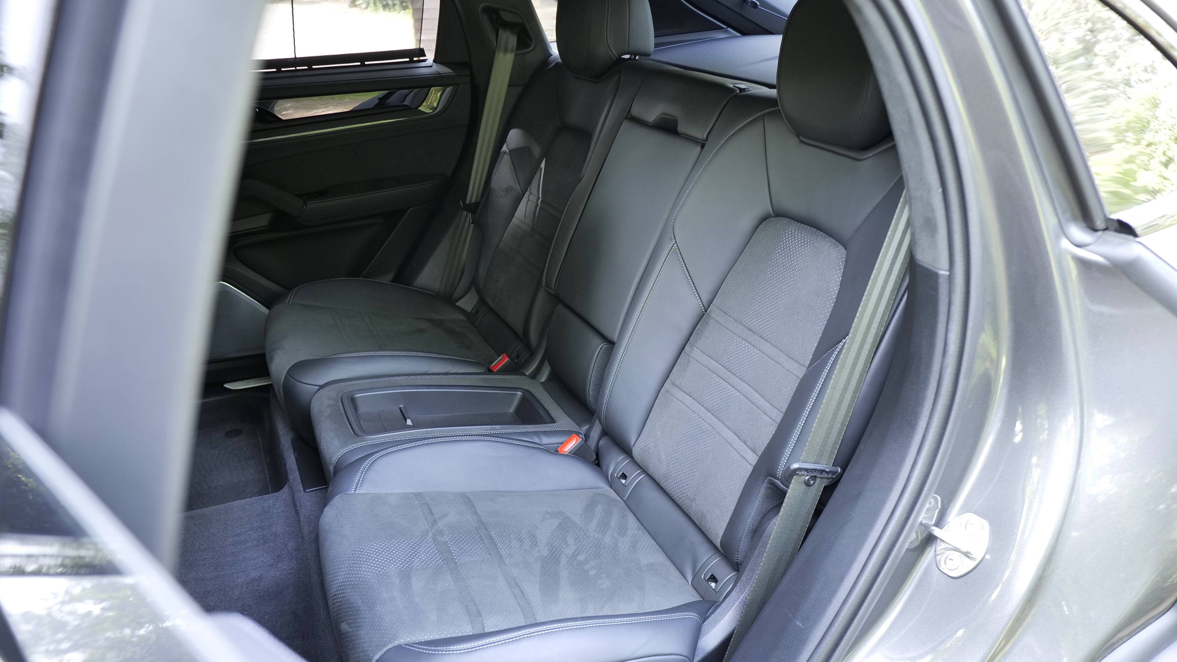 PORSCHE CAYENNE COUPE Turbo E-Hybrid 5dr Tiptronic S [GT Package]